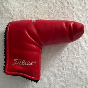 Scotty Cameron Red Studio StainlessFor Tour Use Only Head Cover.